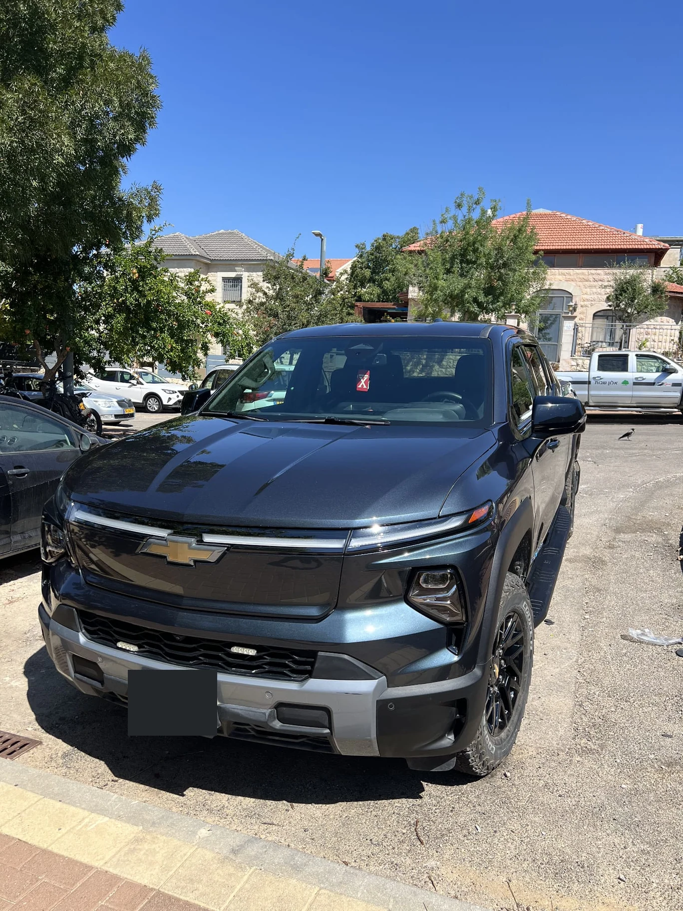 Silverado EV כחול — Silverado EV כחול — תיעוד מצולם