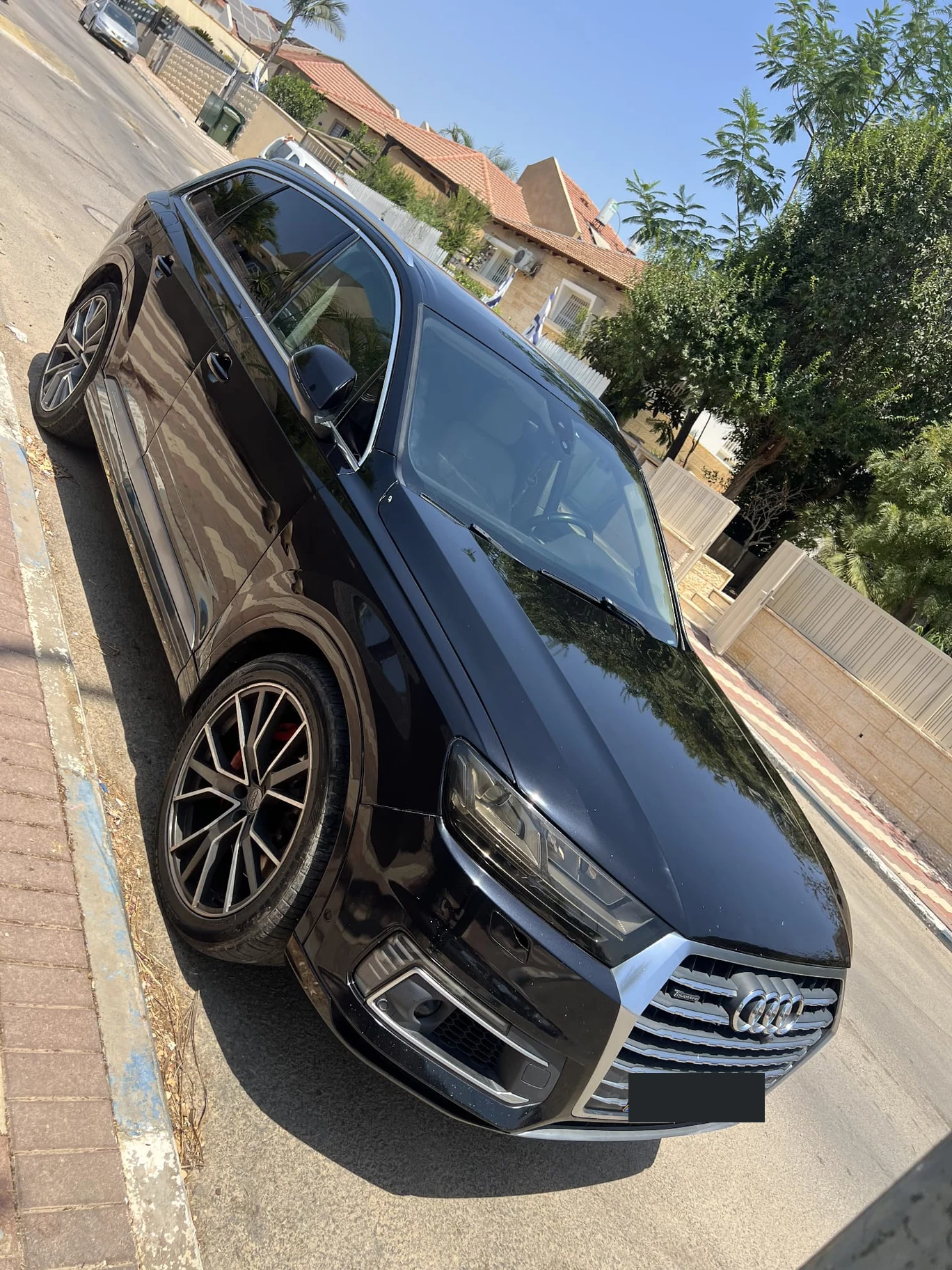 Audi e-tron — Audi e-tron — תיעוד מצולם