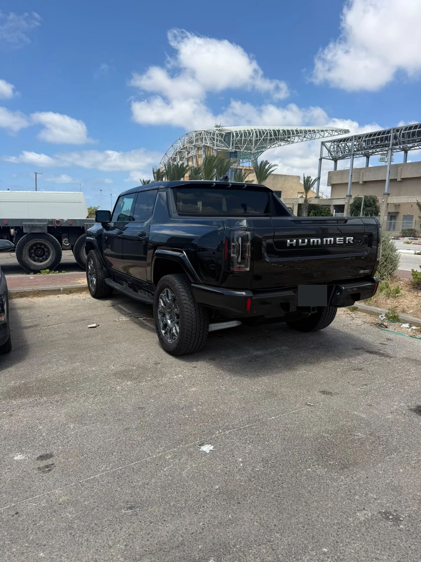 Hummer EV — תיעוד מצולם